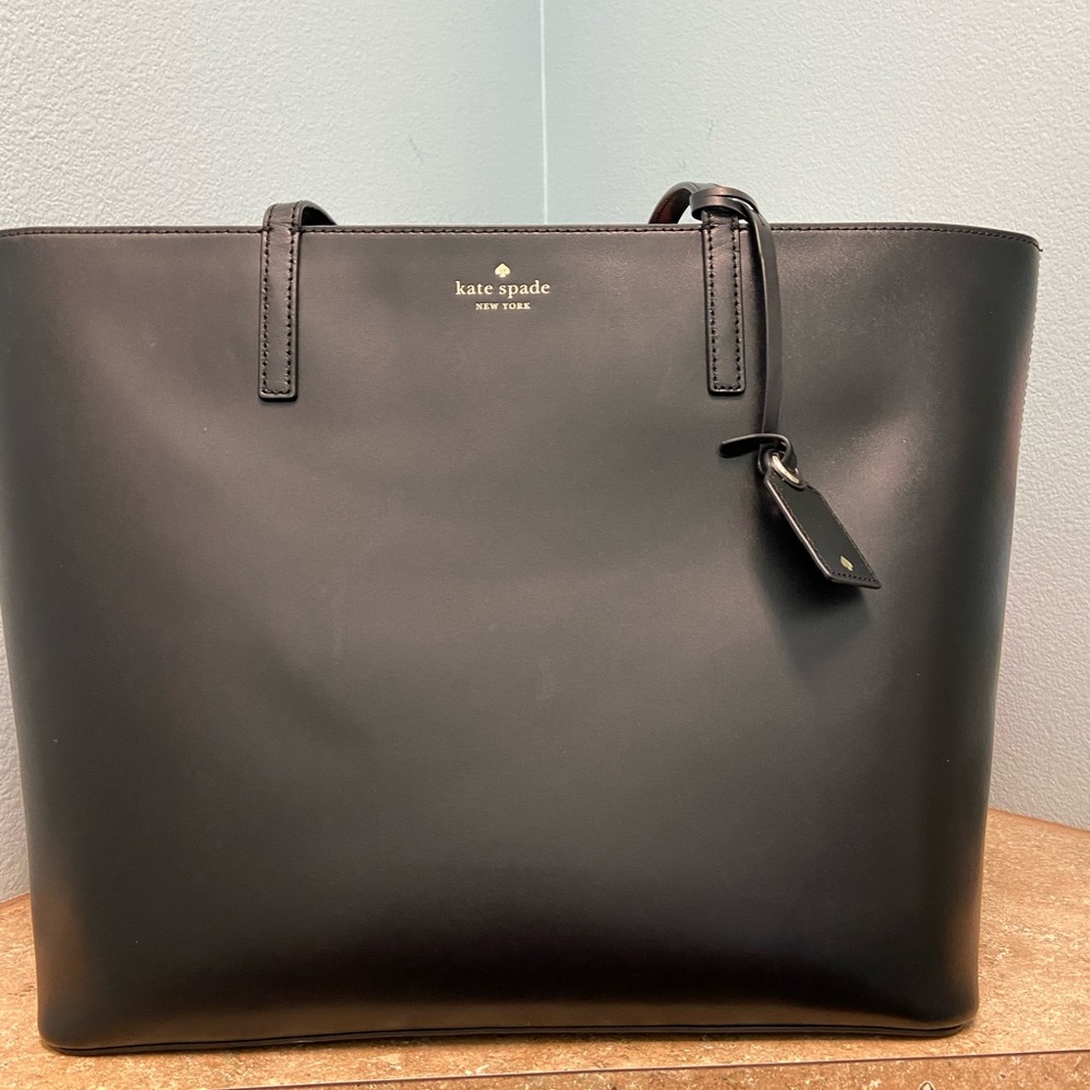 Black Kate Spade Large tote used only 1 week